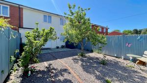 Photo 11- click for photo gallery